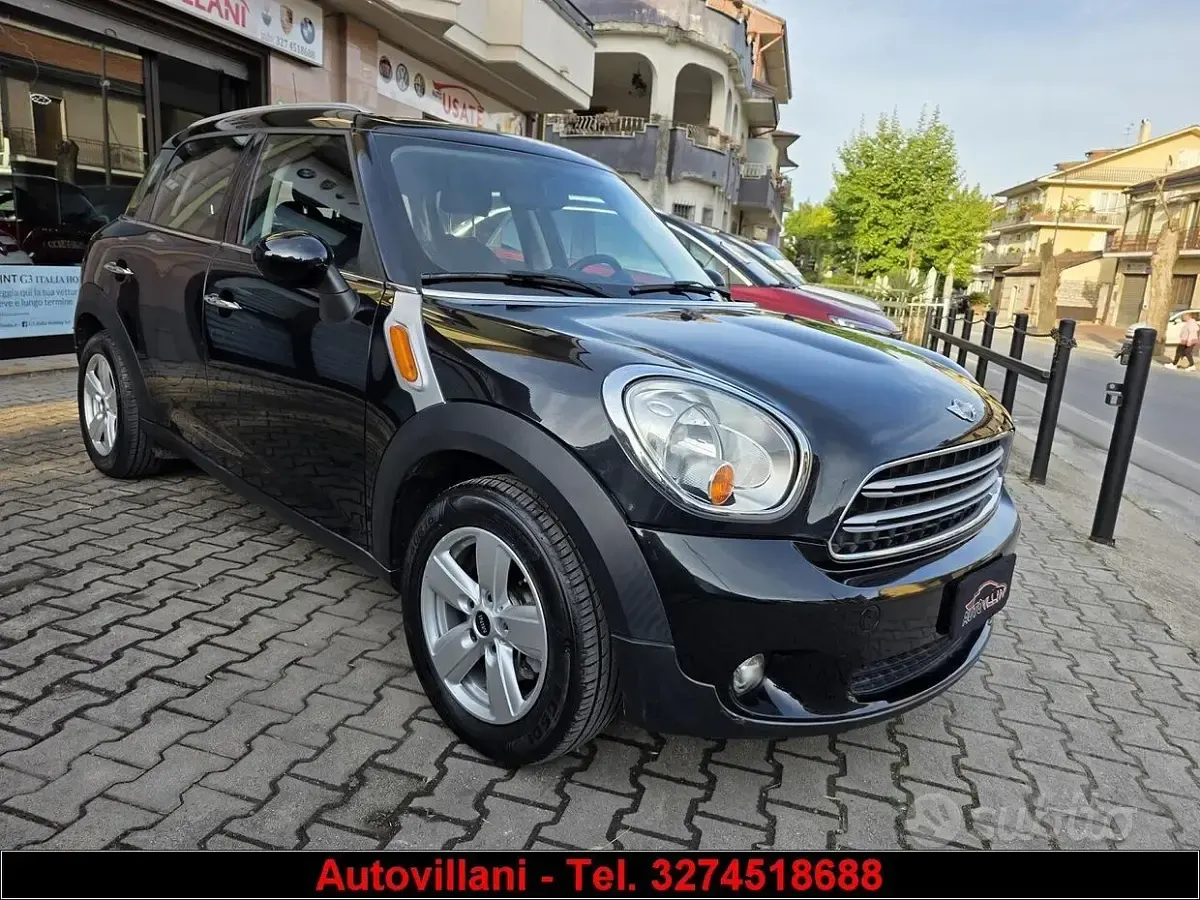 Usata Mini Park Lane Countryman 111 CV (81 kW) 2015 Nero SUV