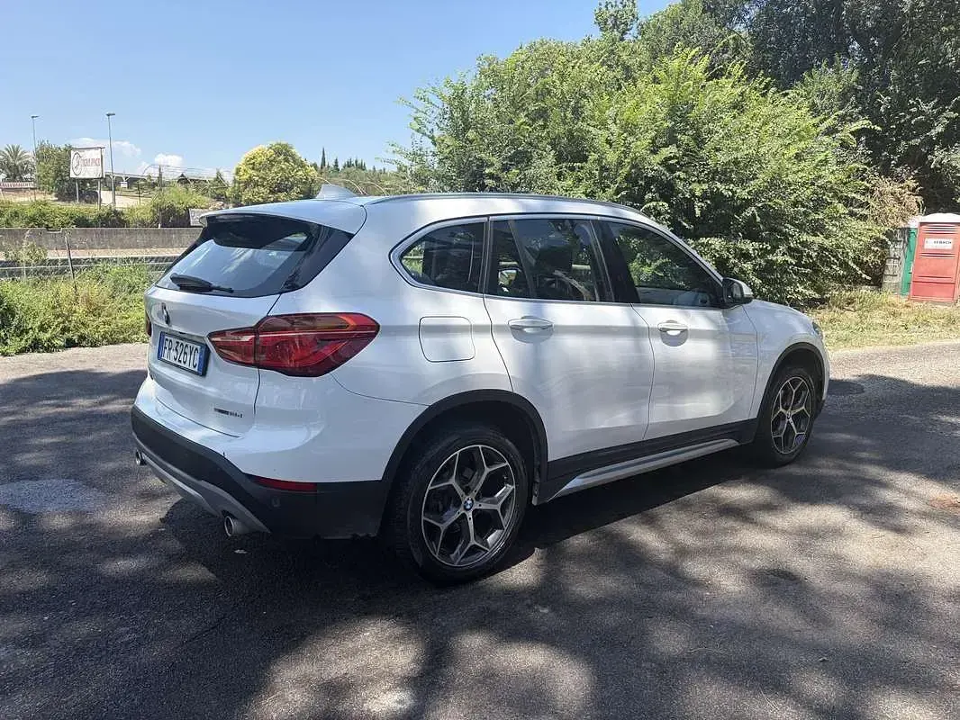 Usata BMW X1 xLine 150 CV (110 kW) 2018 Bianco SUV