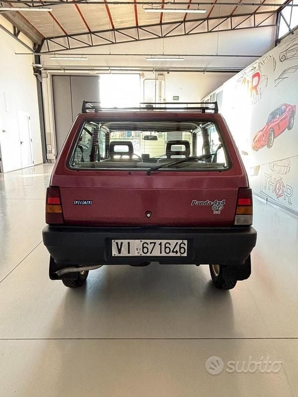 Usata Fiat Panda 4x4 50 CV (36 kW) 1987 Rosso Utilitaria