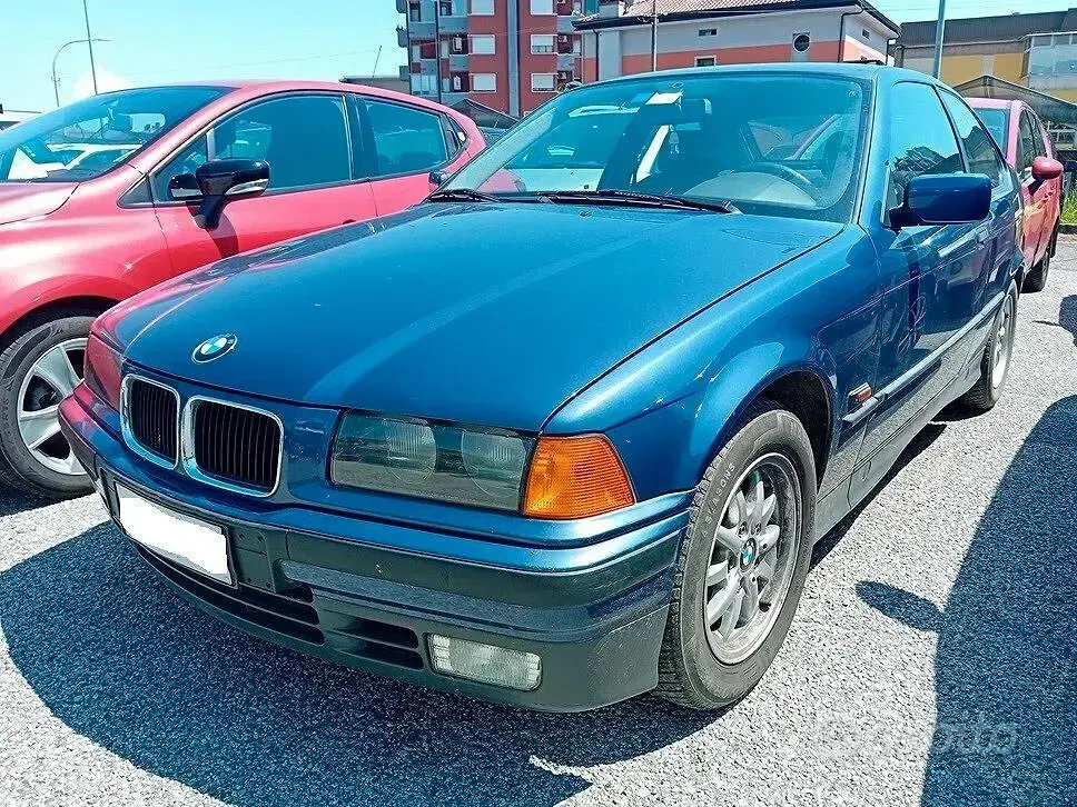 Usata BMW 316 102 CV (75 kW) 1995 Bluazzurro Berlina