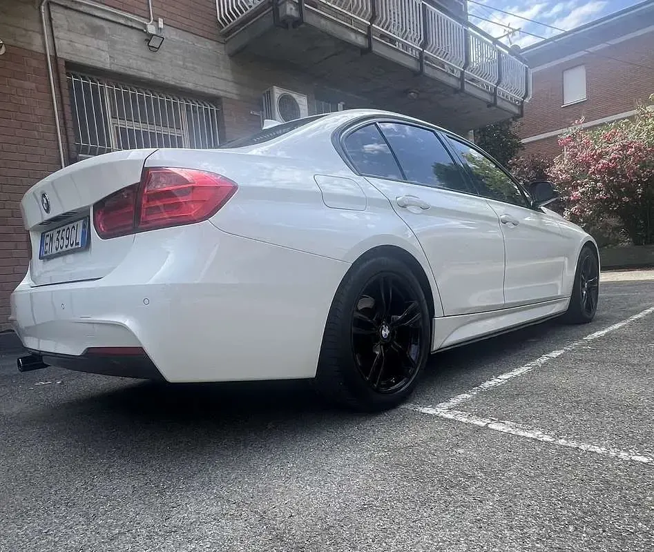 Usata BMW 318 143 CV (105 kW) 2012 Berlina