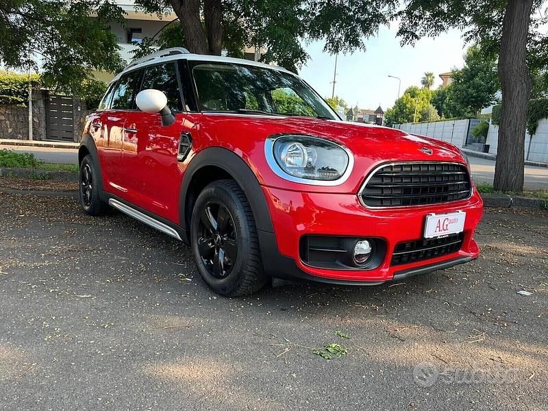 Usata Mini Cooper D Countryman Business 150 CV (110 kW) 2019 Rosso SUV