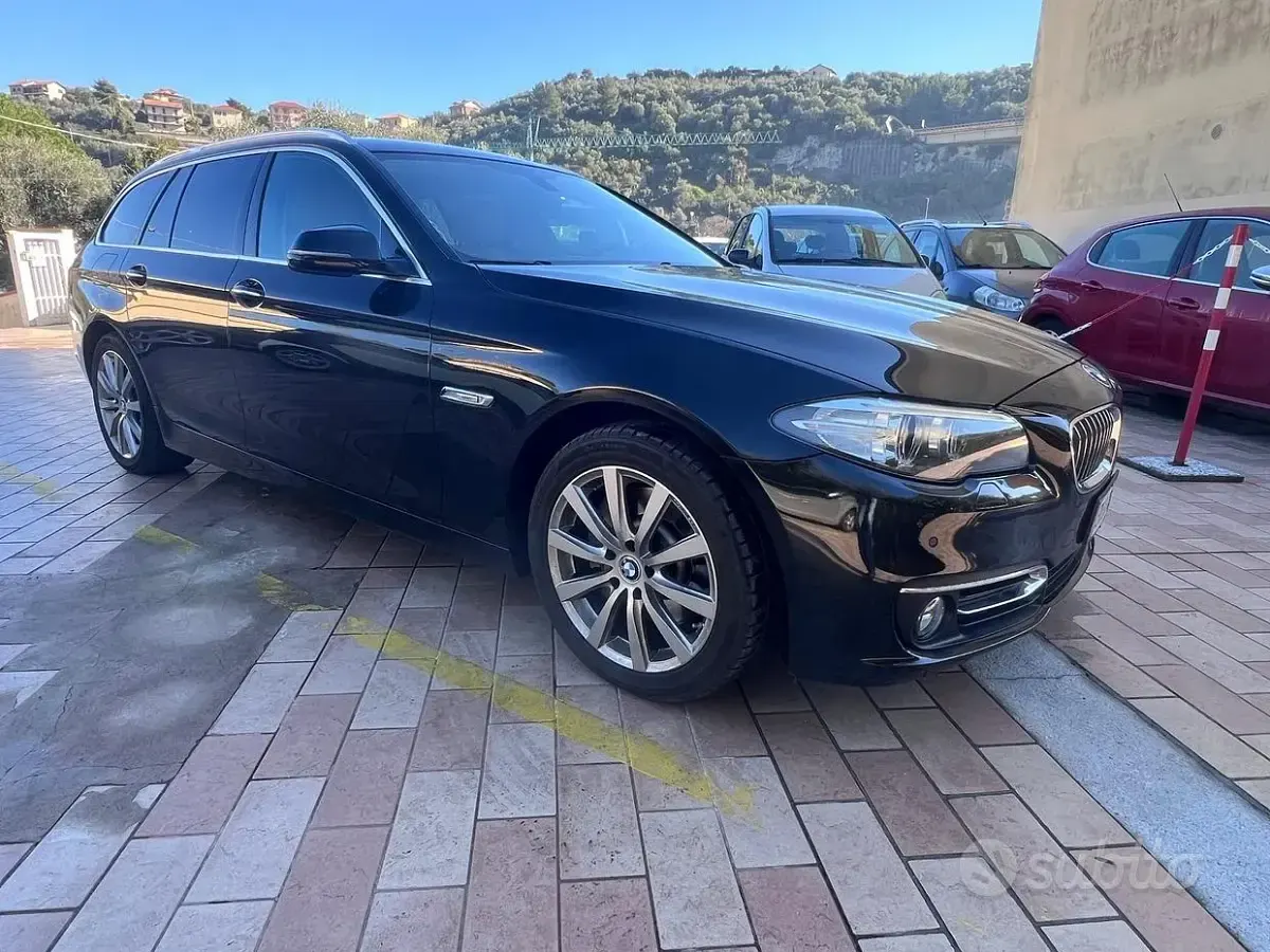Usata BMW 525 Luxury Line 218 CV (160 kW) 2014 Nero Station wagon
