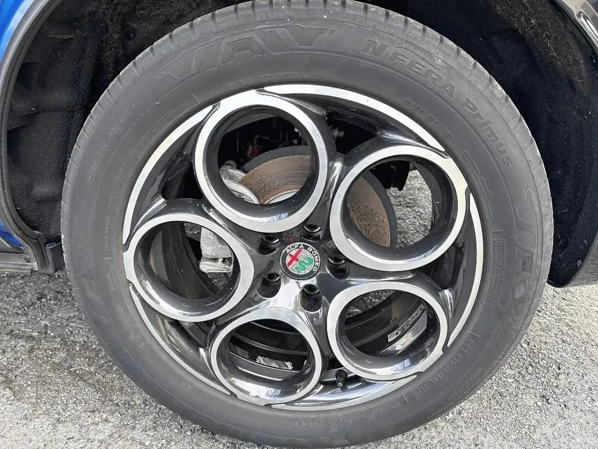 Usata Alfa Romeo Tonale Ti 160 CV (117 kW) 2024 Blu/azzurro SUV