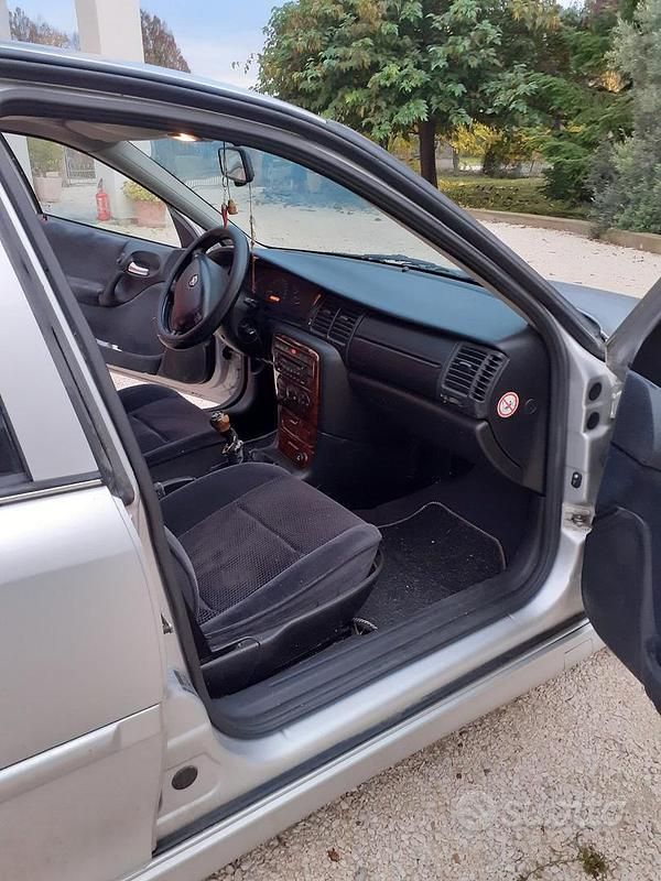 Usata Opel Vectra 2001 Grigio Berlina
