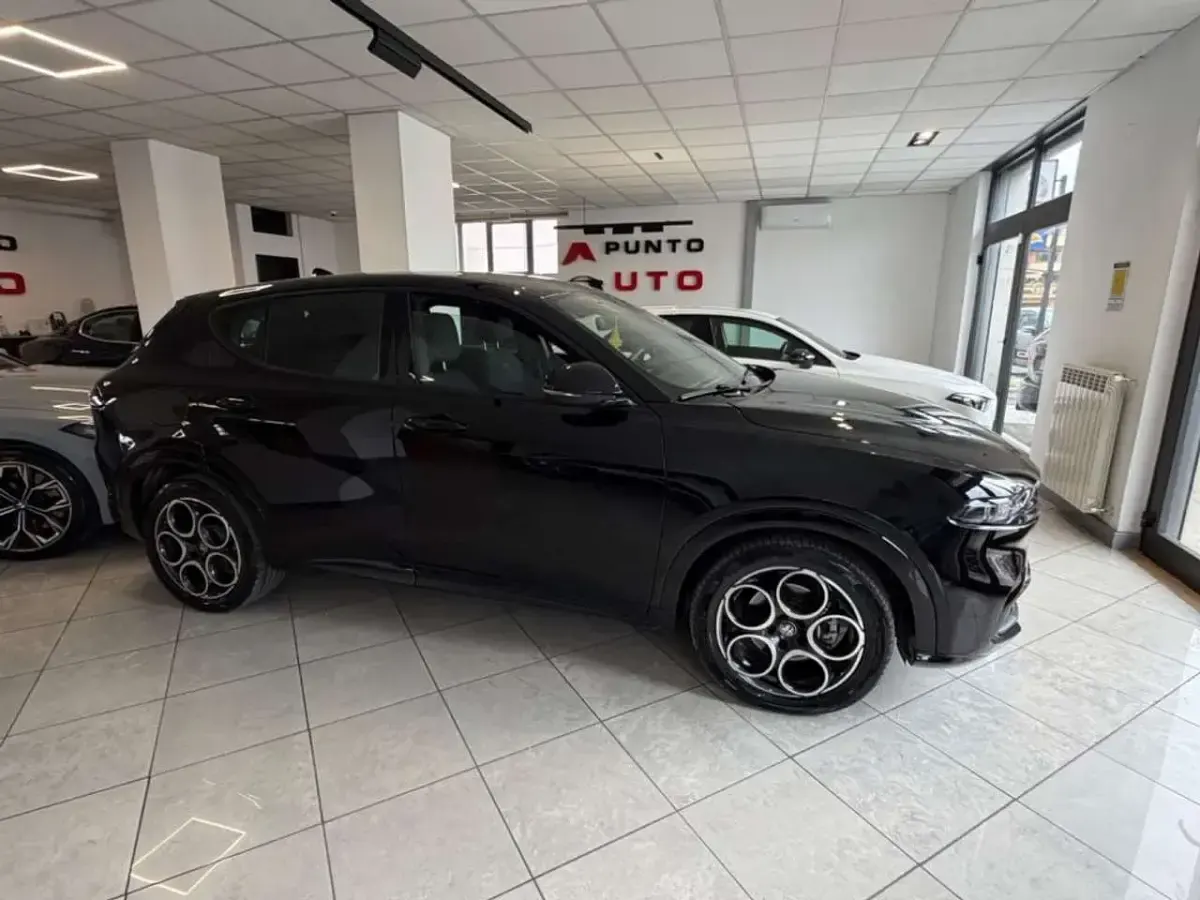 Usata Alfa Romeo Tonale Sprint 131 CV (96 kW) 2024 Nero SUV