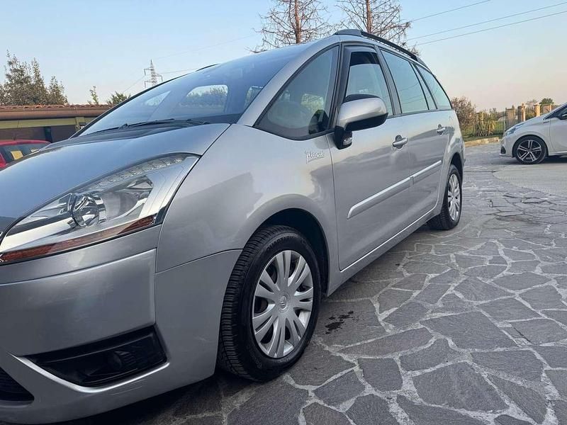 Argento Usata 2008 Citroën Grand C4 Picasso Elegance Monovolume | 4300 € - Immagine 1/4