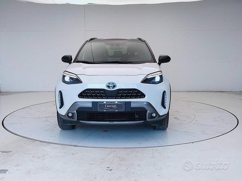 Usata Toyota Yaris Cross 92 CV (67 kW) 2023 Bianco SUV