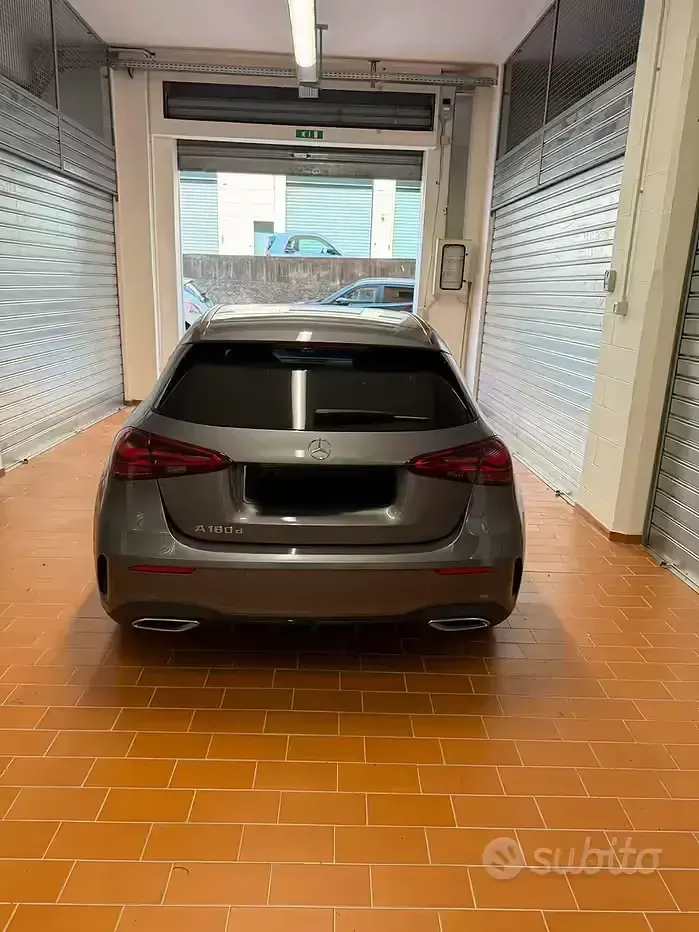 Usata Mercedes 180 AMG Line Premium Plus 136 CV (100 kW) 2024 Grigio Berlina