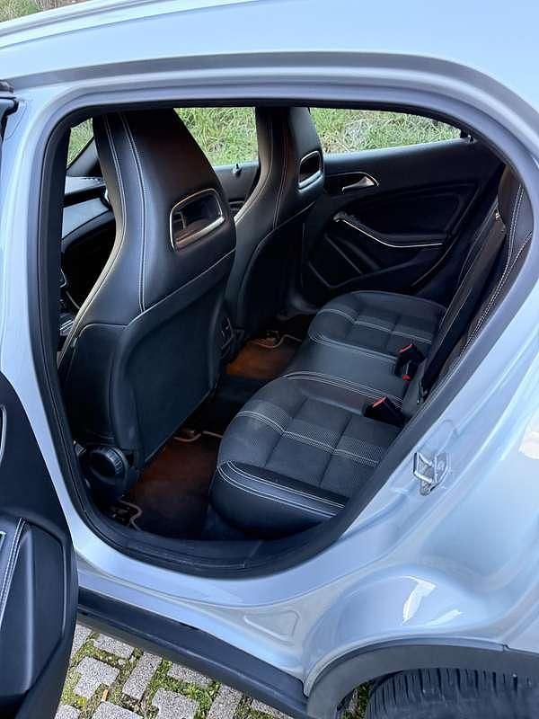 Usata Mercedes GLA200 136 CV (100 kW) 2019 SUV