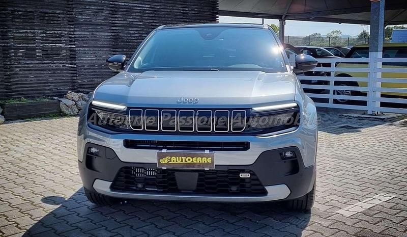 Usata Jeep Avenger 101 CV (74 kW) 2023 Grigio SUV