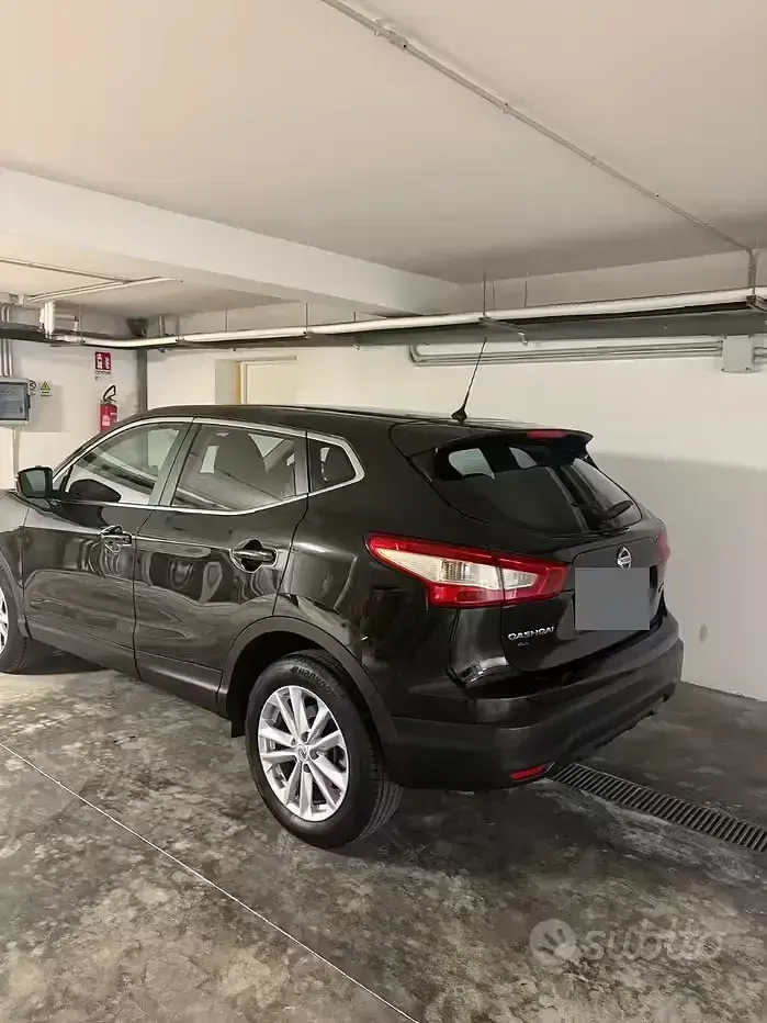Usata Nissan Qashqai 110 CV (80 kW) 2014 Nero SUV
