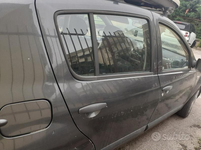 Usata Dacia Sandero 2011 Grigio Utilitaria