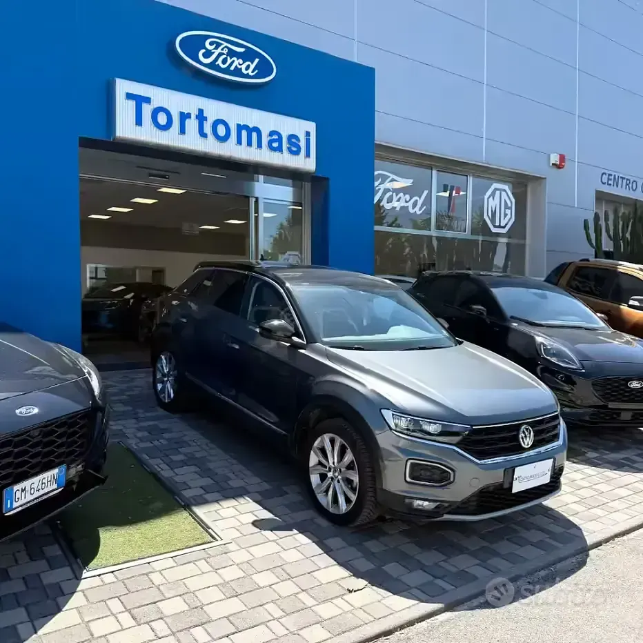 Usata VW T-Roc Advance 150 CV (110 kW) 2019 Grigio SUV
