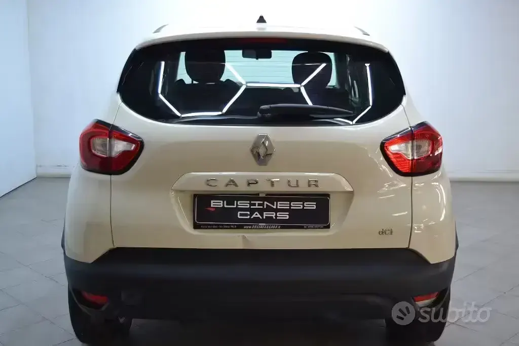 Occasion Renault Captur 90 ch (66 kW) 2015 Beige SUV