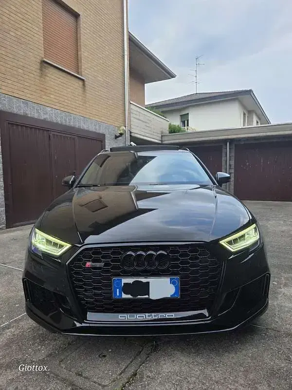 Usata Audi RS3 Ambiente 400 CV (294 kW) 2018 Nero Berlina