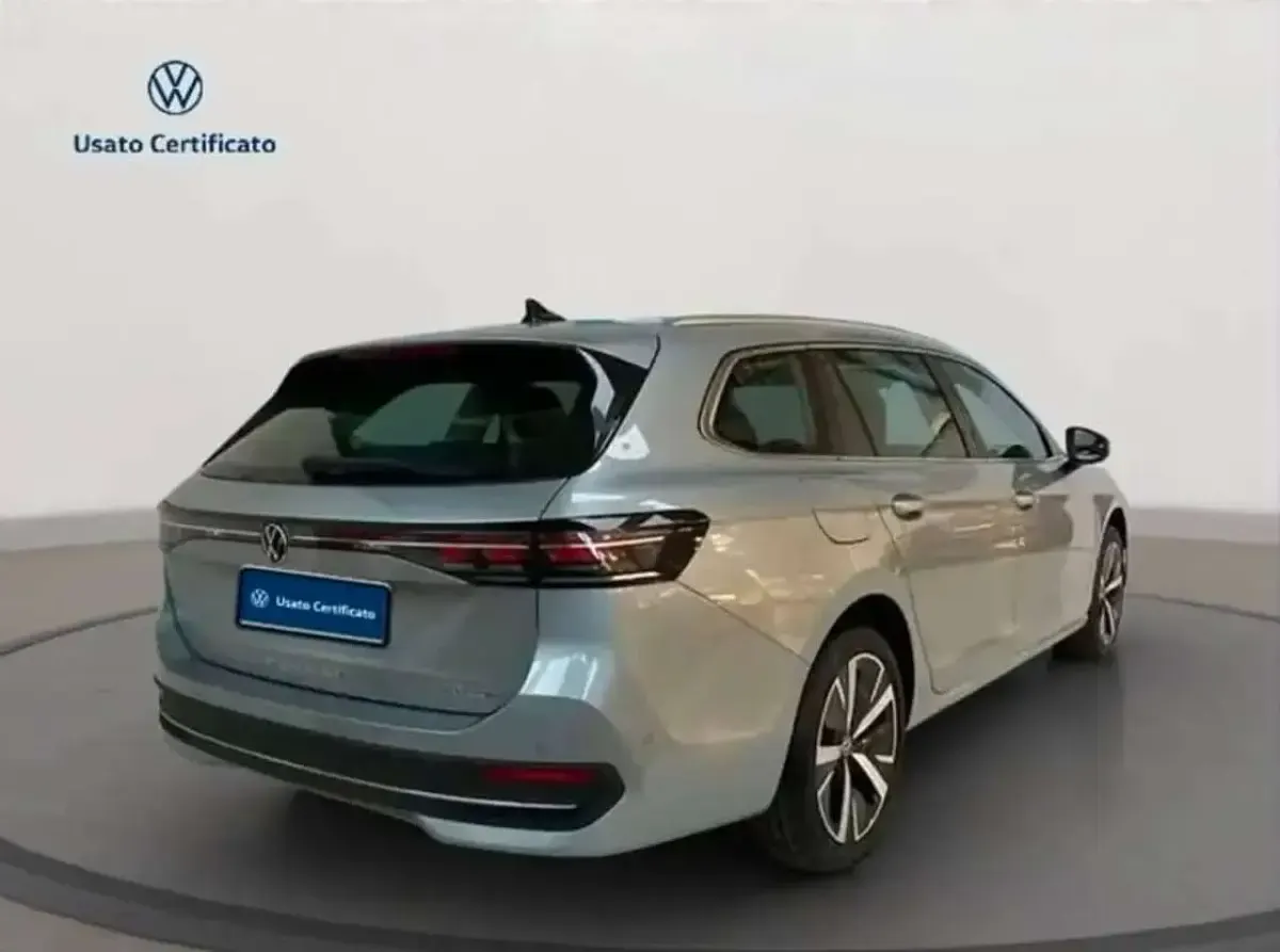 Nuova VW Passat Business 204 CV (150 kW) 2026 Grigio Station wagon