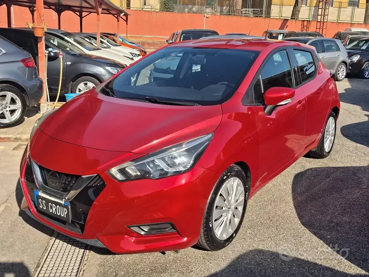 Usata Nissan Micra Tekna 90 CV (66 kW) 2018 Rosso Utilitaria
