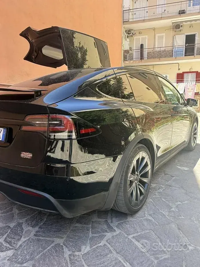 Usata Tesla Model X Plaid 356 kW (485 CV) 2022 Nero SUV