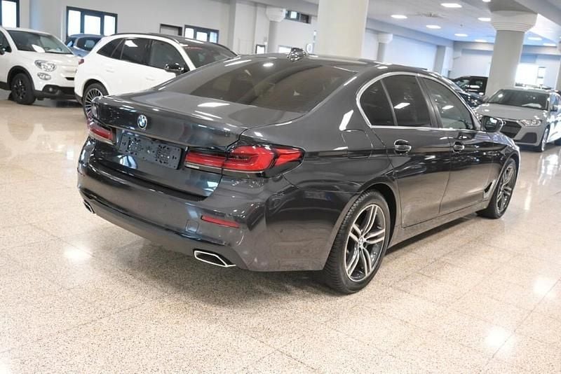 Usata BMW 518 Efficient Dynamics 150 CV (110 kW) 2022 Nero Berlina