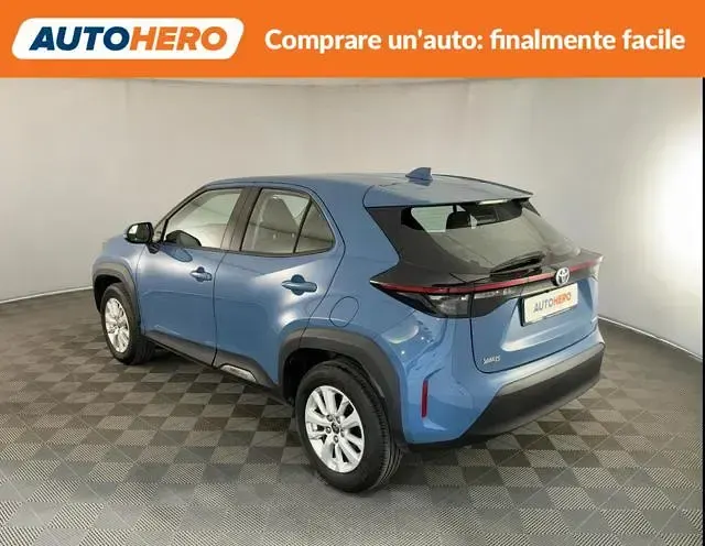 Usata Toyota Yaris Cross Business Edition 92 CV (67 kW) 2022 Blu/azzurro SUV