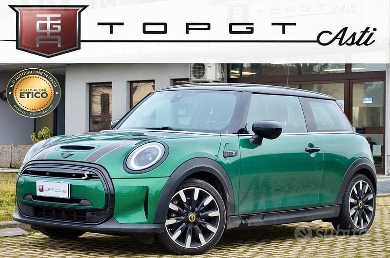 Usata Mini Cooper SE 75 kW (102 CV) 2021 Verde Utilitaria