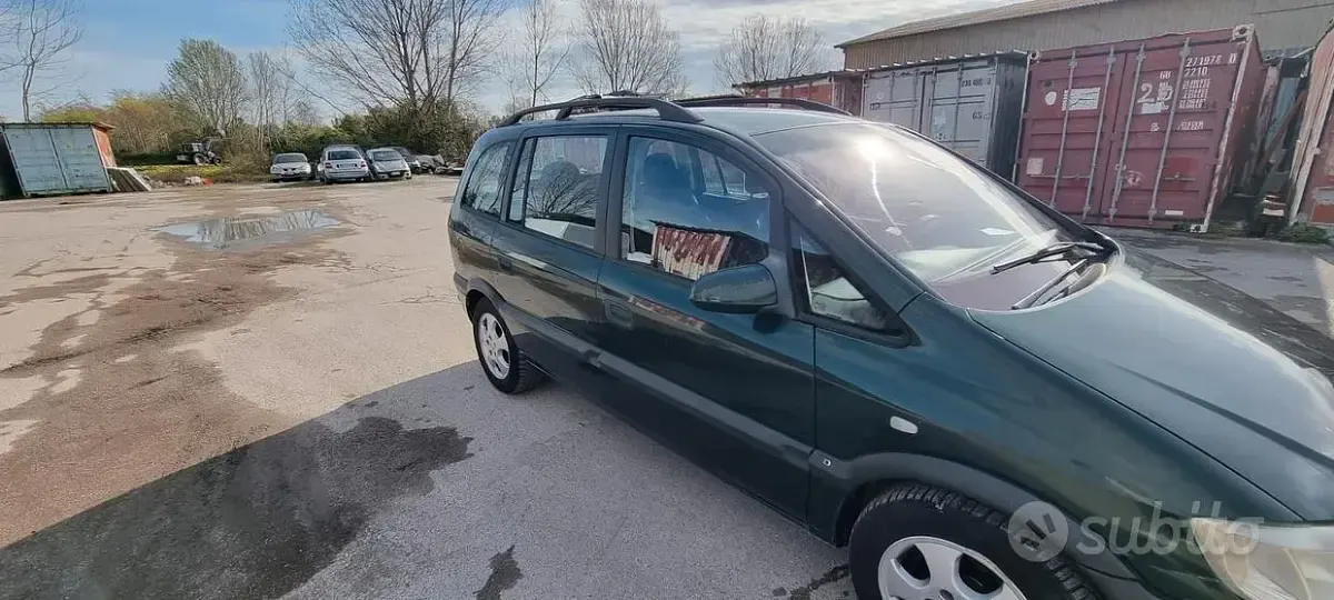 Usata Opel Zafira 82 CV (60 kW) 2000 Verde Monovolume