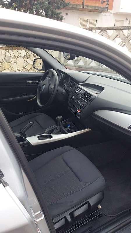 Usata BMW 116 116 CV (85 kW) 2012 Argento Utilitaria