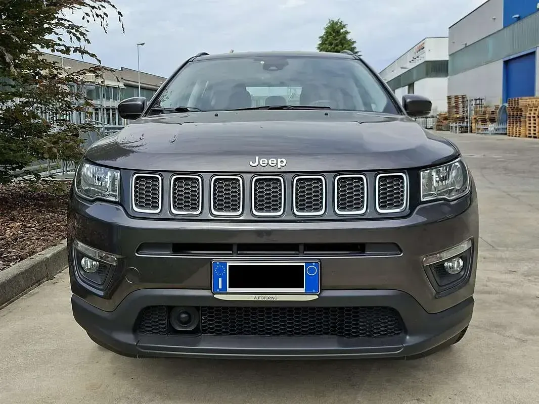 Usata Jeep Compass 140 CV (102 kW) 2019 Grigio SUV