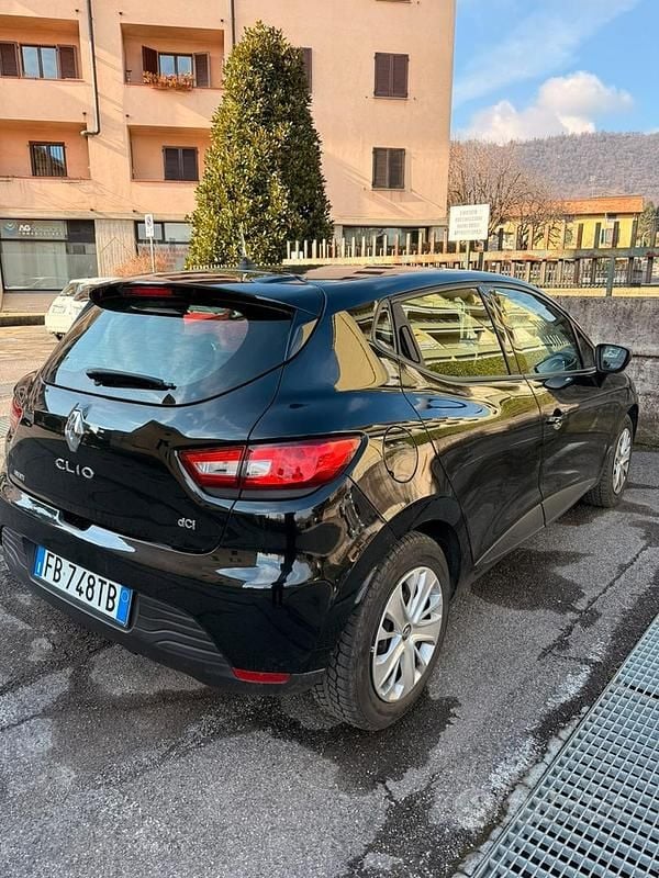 Usata Renault Clio IV 75 CV (55 kW) 2015 Nero Berlina