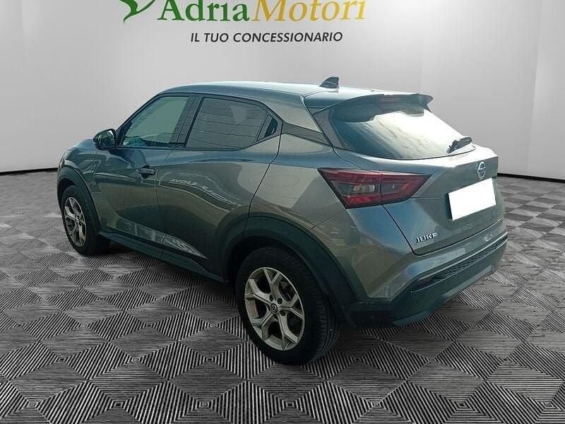 Usata Nissan Juke N-Connecta 117 CV (86 kW) 2020 Grigio scuro SUV