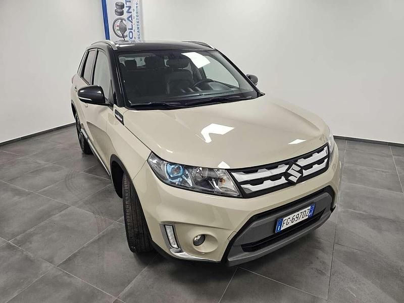 Usata Suzuki Vitara 120 CV (88 kW) 2016 Beige SUV