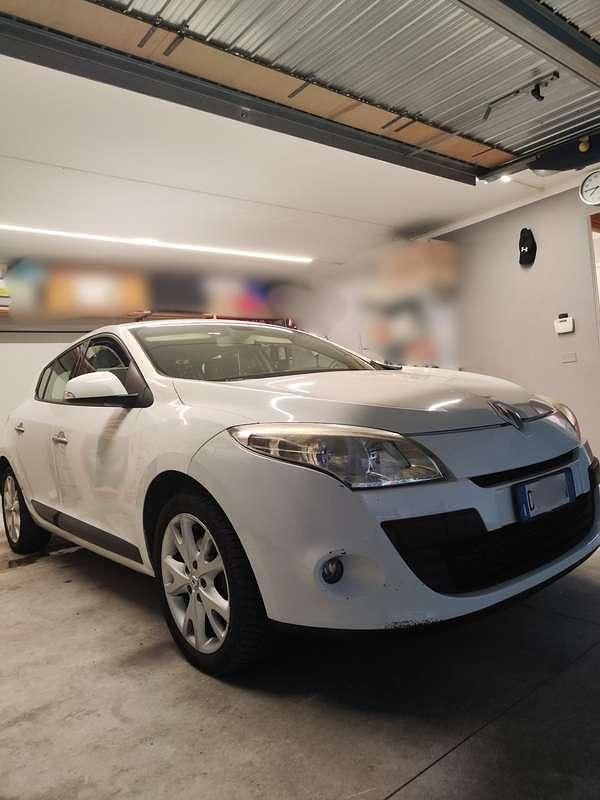 Brugt Renault Mégane Dynamique 110 HK (80 kW) 2009 Sedan