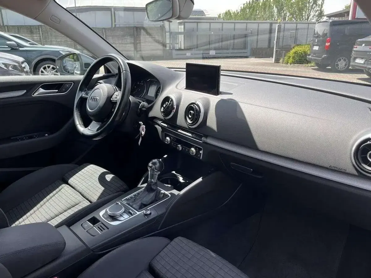 Usata Audi A3 Ambition 150 CV (110 kW) 2016 Grigio scuro Berlina