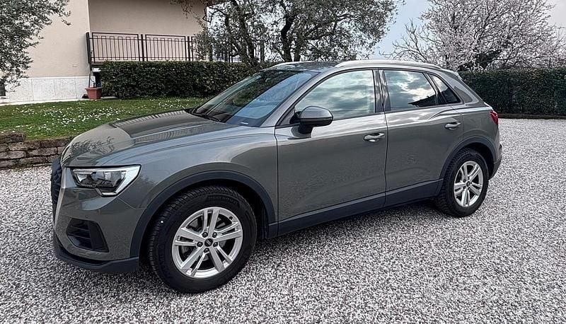 Usata Audi Q3 204 CV (150 kW) 2022 Verde SUV