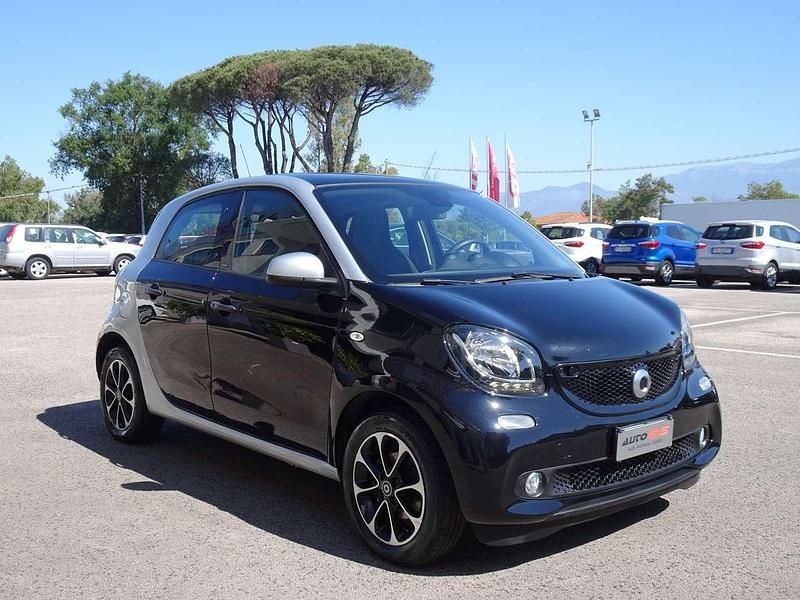 Usata Smart ForFour Passion 71 CV (52 kW) 2016 Nero Utilitaria