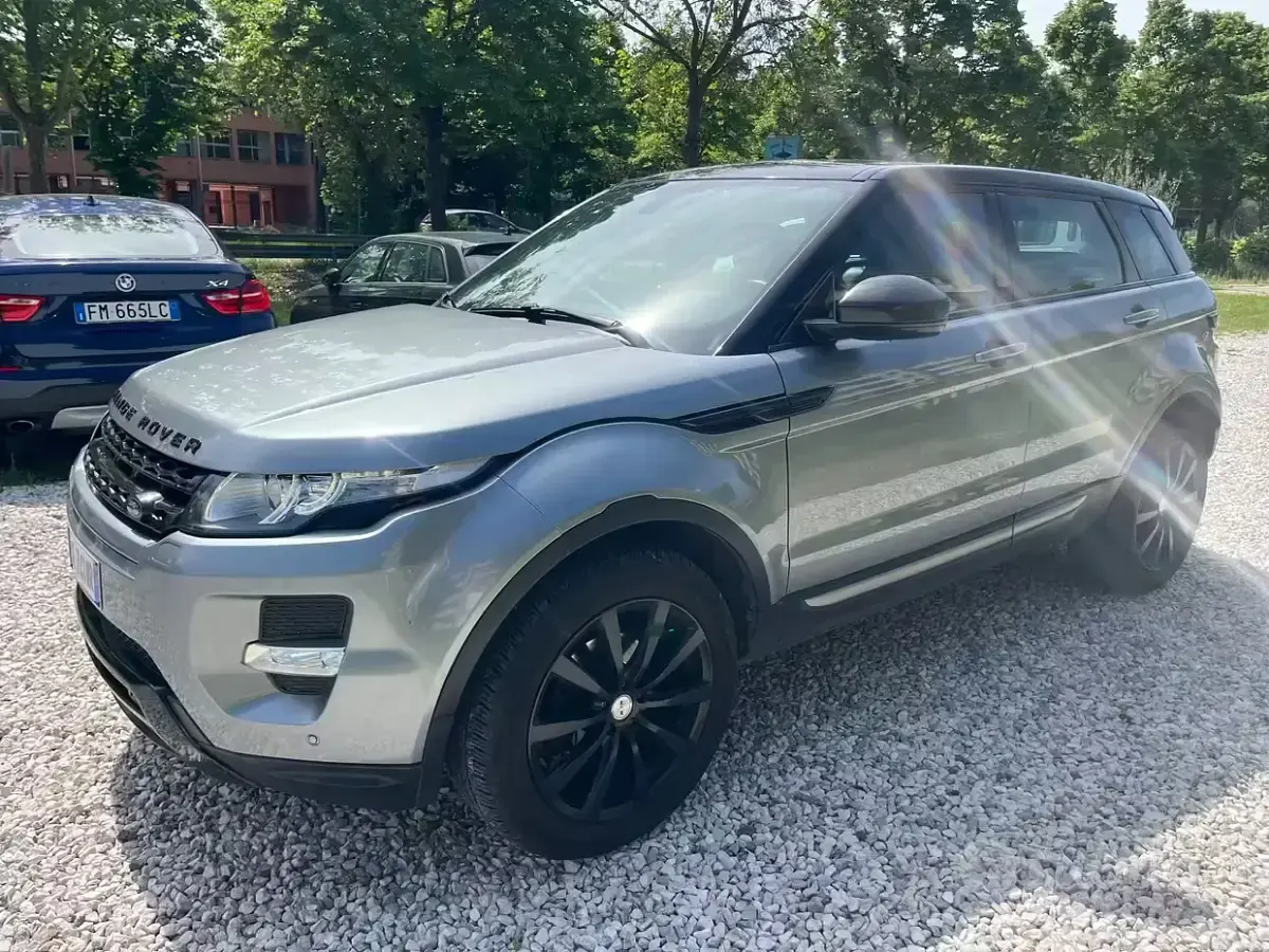 Usata Land Rover Range Rover evoque Dynamic 150 CV (110 kW) 2014 Grigio SUV