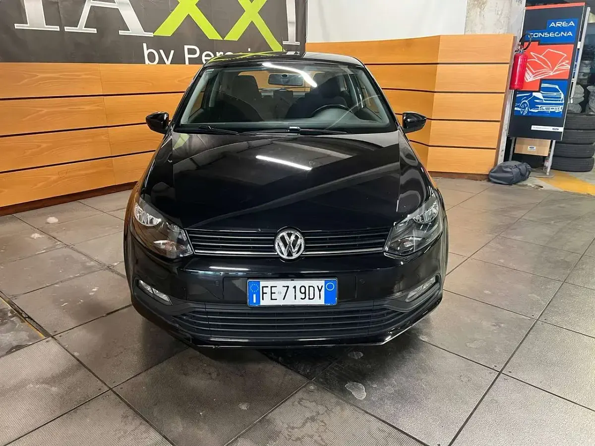 Usata VW Polo Comfortline 75 CV (55 kW) 2016 Nero Berlina