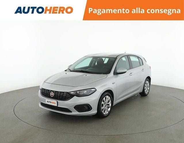 Usata Fiat Tipo Easy 95 CV (69 kW) 2018 Argento Berlina
