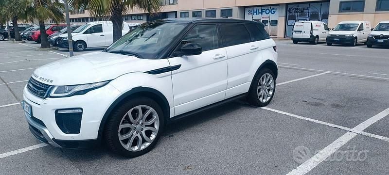 Usata Land Rover Range Rover evoque HSE 150 CV (110 kW) 2017 Bianco SUV