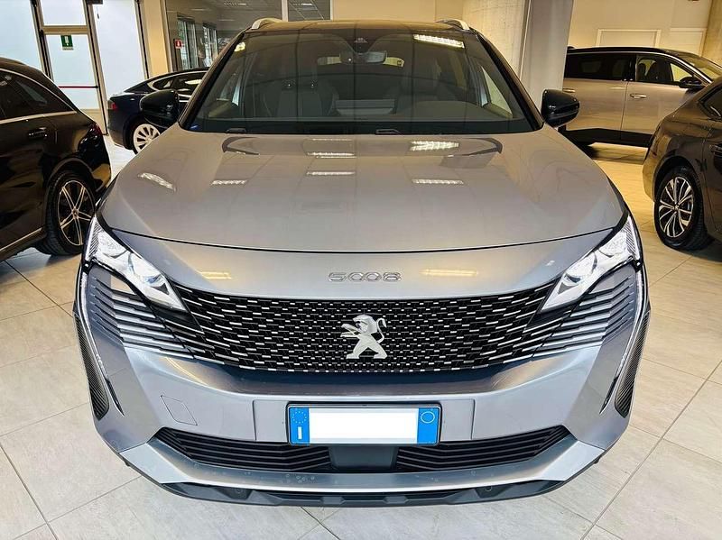 Nuova Peugeot 5008 GT 136 CV (100 kW) 2025 Grigio artense SUV