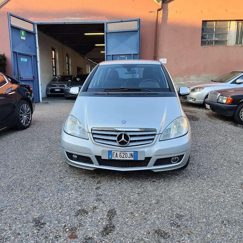 Usata Mercedes A180 Executive 109 CV (80 kW) 2010 Monovolume