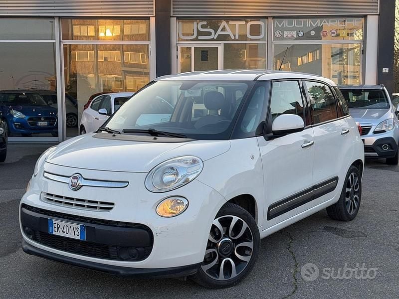 Bianco Usata 2013 Fiat 500L Pop Star Monovolume | 5500 € (Buon prezzo) - Immagine 1/4