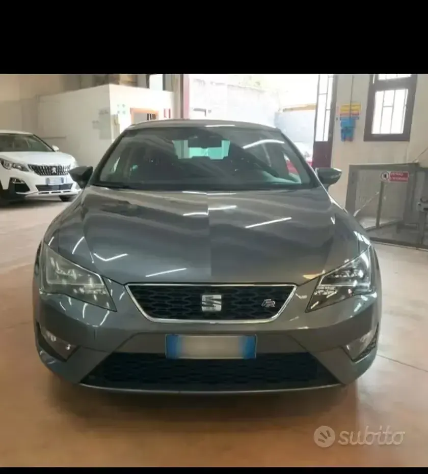 Usata Seat Leon FR 150 CV (110 kW) 2014 Grigio Berlina