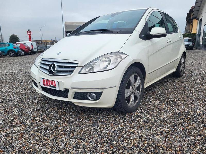 Usata Mercedes A160 Avantgarde 95 CV (69 kW) 2009 Bianco Berlina