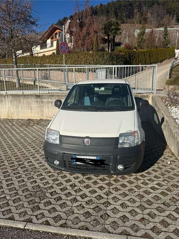 Bianco Usata 2011 Fiat Panda Active Due volumi | 3650 € (Super prezzo) - Immagine 1/4