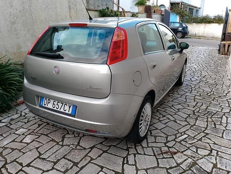 Usata Fiat Grande Punto 2008 Grigio Utilitaria