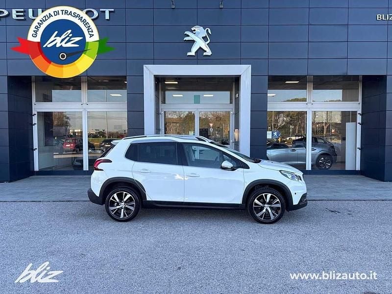 Usata Peugeot 2008 Allure 110 CV (80 kW) 2016 Bianco SUV