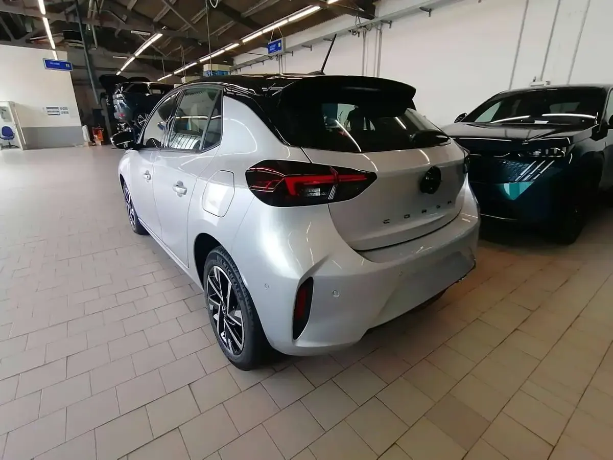 Nuova Opel Corsa S 101 CV (74 kW) 2025 Kardio red Utilitaria