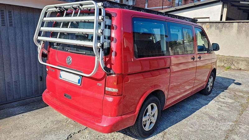 Usata VW T5 140 CV (102 kW) 2013 Rosso Furgone